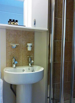 Photo of Ferns Bedroom, Room 4 en-suite