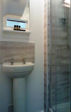 Photo of Ferns Bedroom, Room 7 en-suite